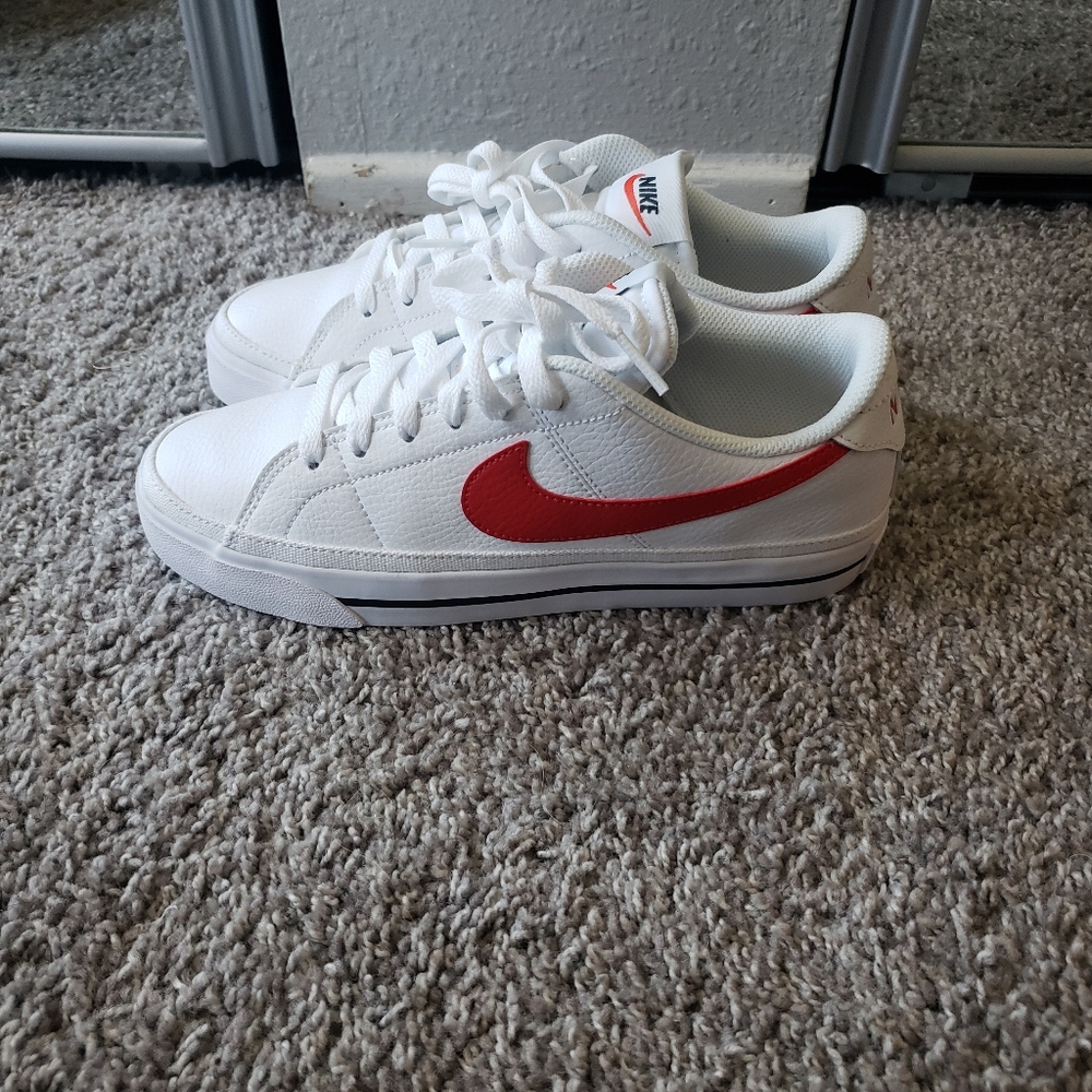 Nike sneakers, women's size 7